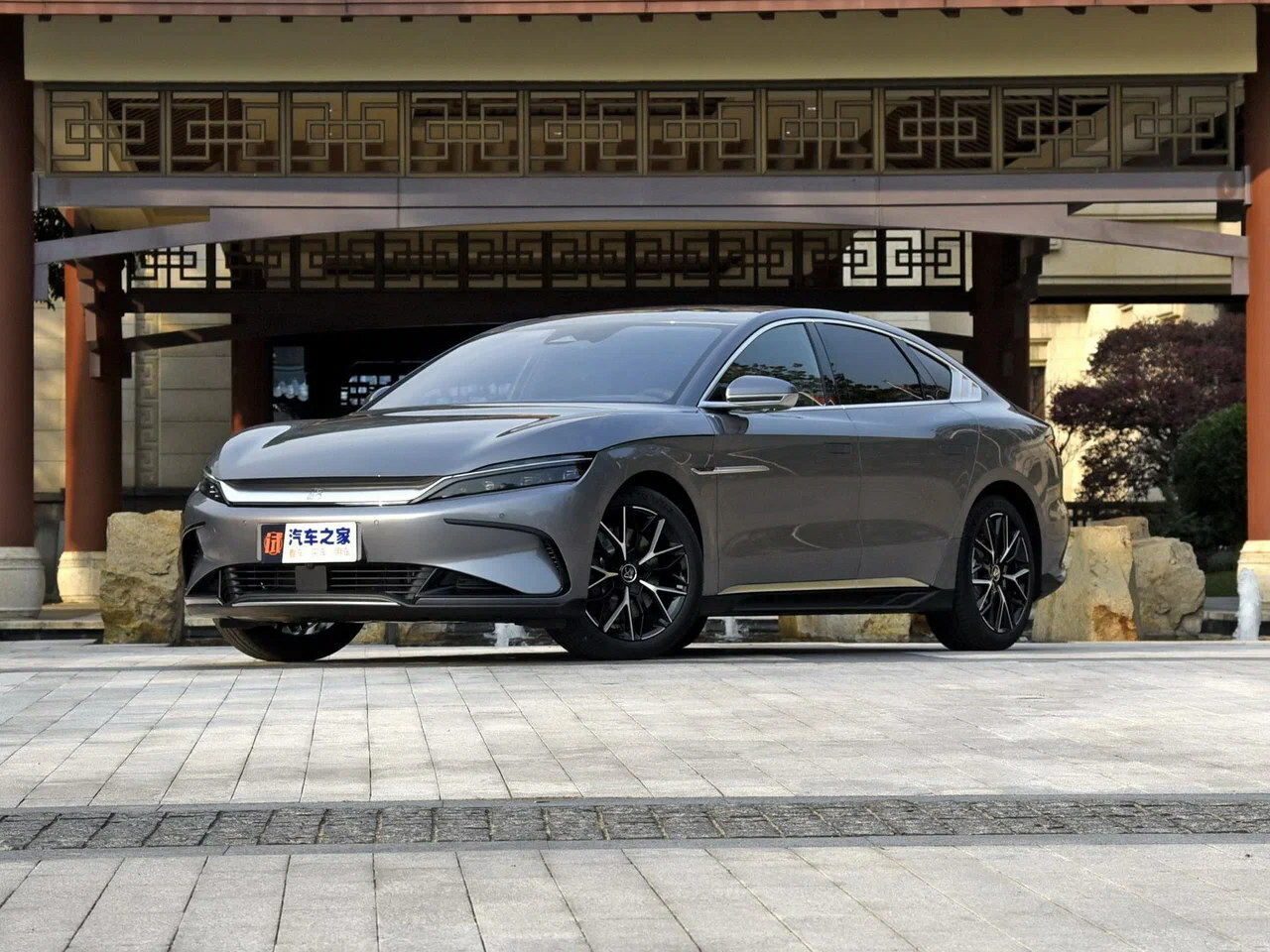 BYD Han EV