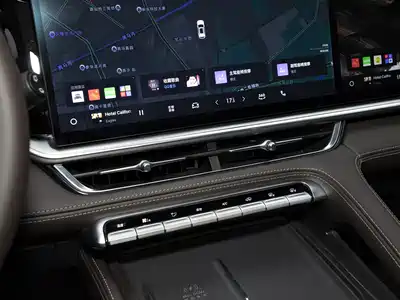 Geely Monjaro 2026 — салон, ракурс 6