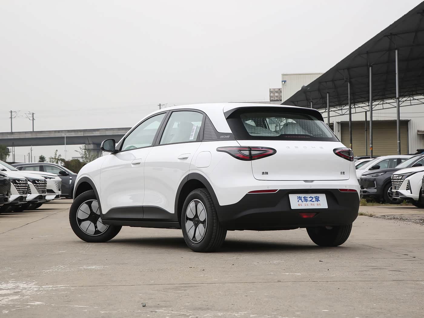Geely EX2 (Xingyuan) 2025 410 km — кузов, фото 5