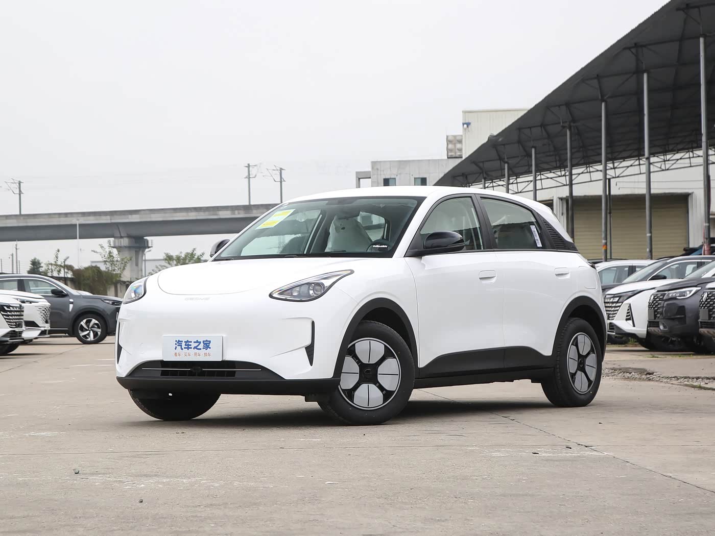 Geely EX2 (Xingyuan) 2025 410 km — кузов, фото 1