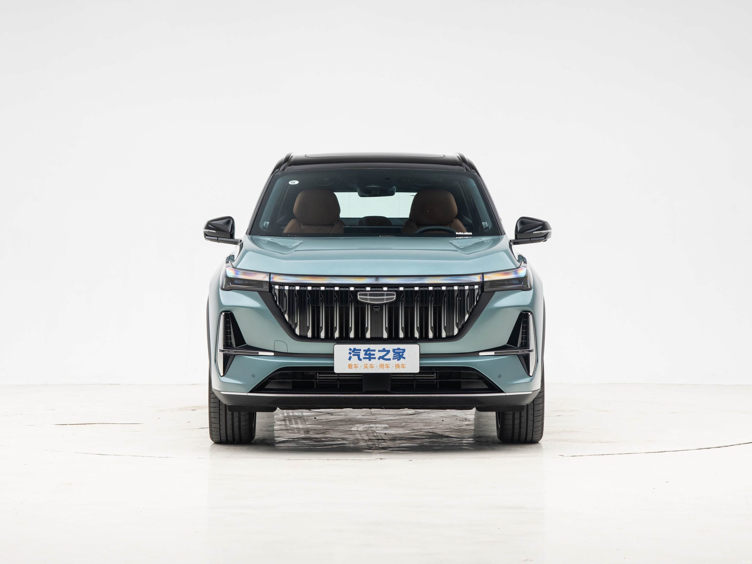 Geely Atlas (Boyue L) 2025 IV поколения 1.5TD DCT — кузов, фото 2