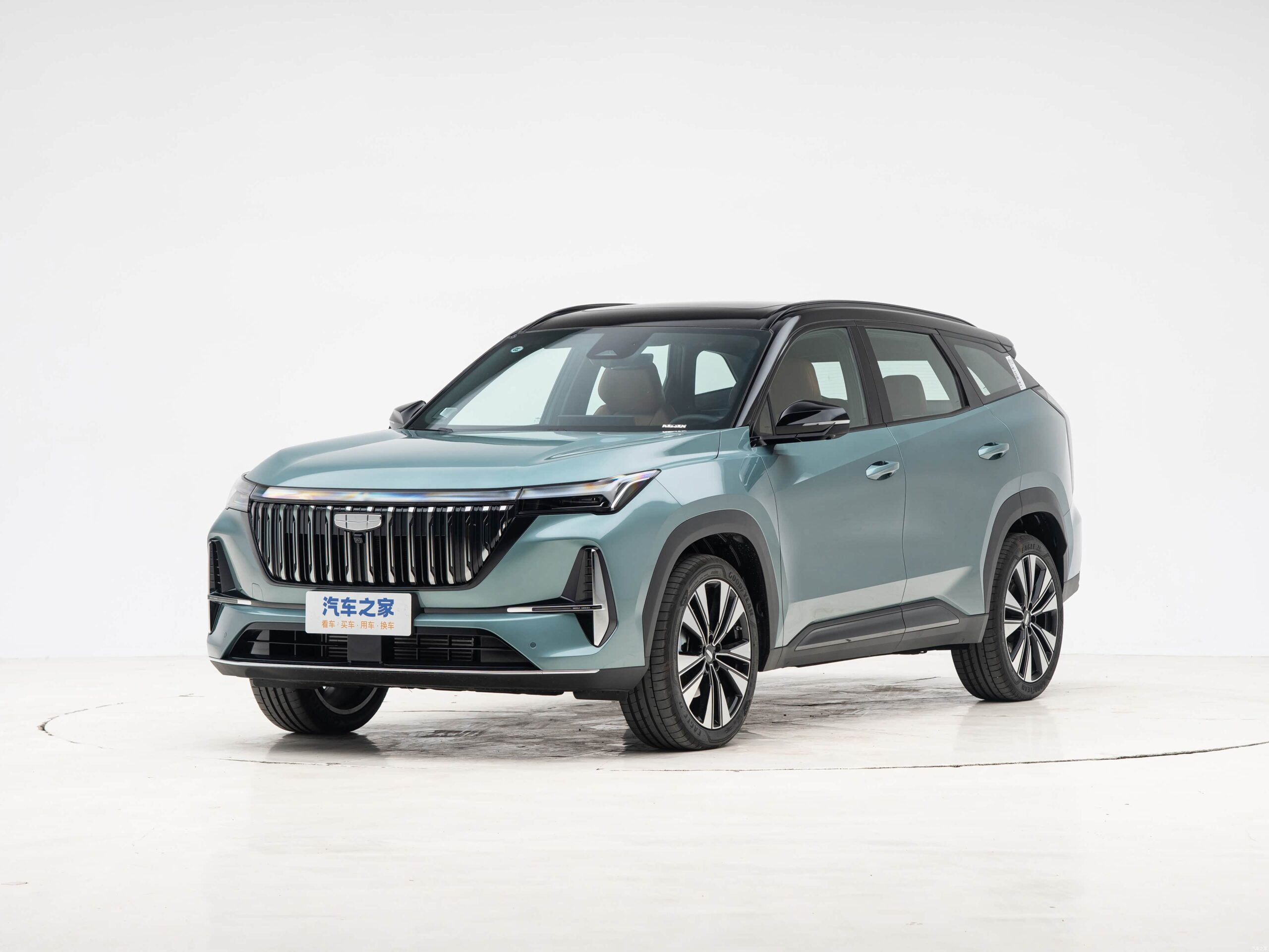 Geely Atlas (Boyue L) 2025 IV поколения 1.5TD DCT — кузов, фото 1