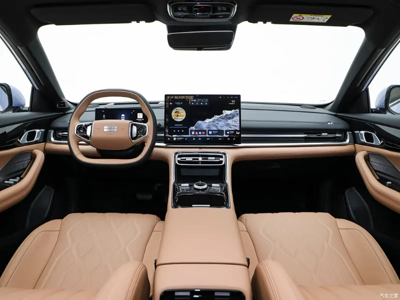 Geely Galaxy A7 — передняя панель и мультимедиа, фото 1
