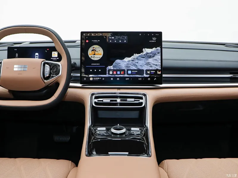 Geely Galaxy A7 — передняя панель и мультимедиа, фото 3