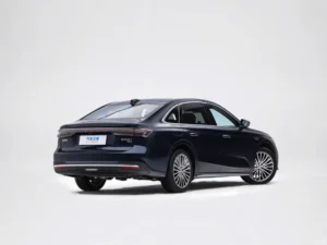 Geely Galaxy Star 7 — ракурс сзади справа