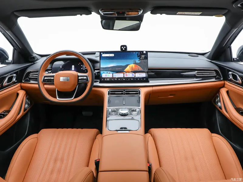 Geely Galaxy Star 7 — передняя панель и мультимедиа, фото 1