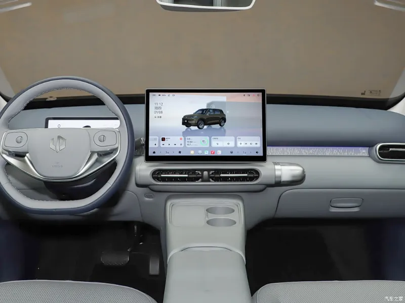 Leapmotor A10 — передняя панель и мультимедиа, фото 3