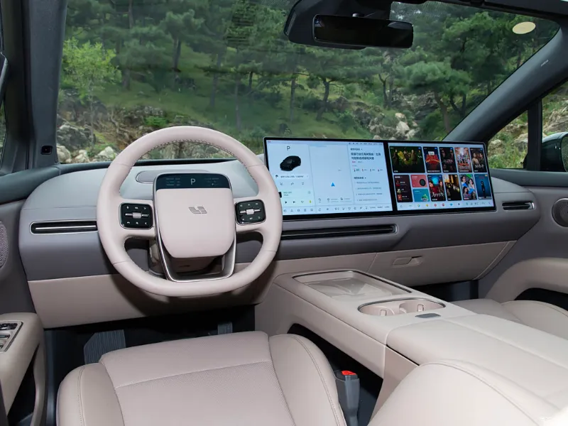 Li Auto i6 — передняя панель и мультимедиа, фото 2