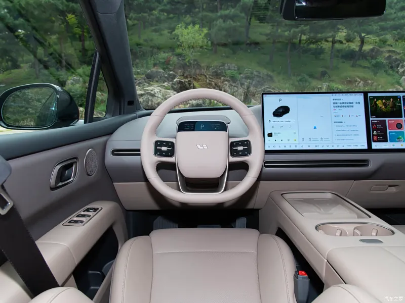 Li Auto i6 — передняя панель и мультимедиа, фото 3
