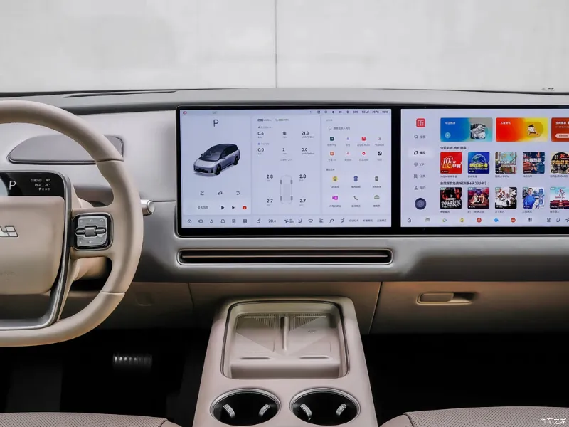 Li Auto i8 — передняя панель и мультимедиа, фото 3
